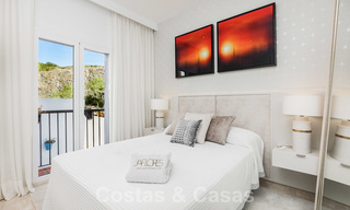 Apartamentos nuevos en venta en un complejo de pueblo andaluz único, Benahavis - Marbella 21420 
