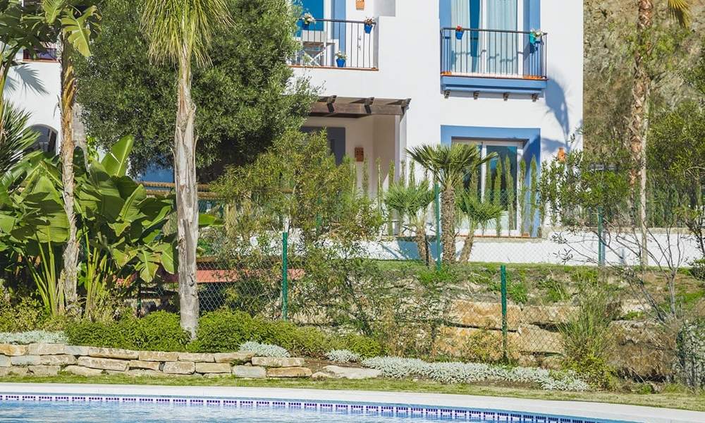 Apartamentos nuevos en venta en un complejo de pueblo andaluz único, Benahavis - Marbella 21421