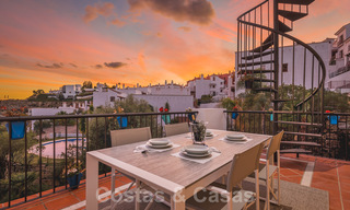 Apartamentos nuevos en venta en un complejo de pueblo andaluz único, Benahavis - Marbella 21431 