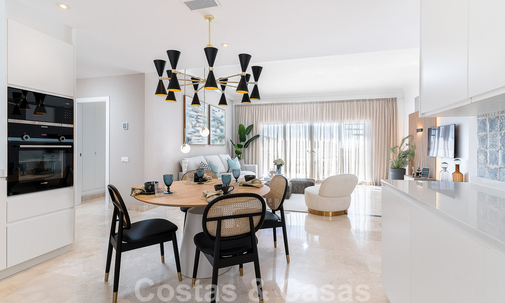 Apartamentos nuevos en venta en un complejo de pueblo andaluz único, Benahavis - Marbella 51408