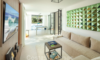 Exquisita villa de lujo moderna-mediterránea en venta, en primera línea de golf en Nueva Andalucía, Marbella 21511 
