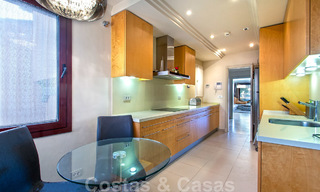 Impresionante apartamento de lujo en primera línea de playa en venta en un exclusivo complejo en la Nueva Milla de Oro, Estepona 21799 