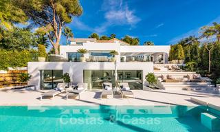 Una villa de lujo contemporáneo muy elegante en venta en el corazón del Valle del Golf, lista para mudarse - Nueva Andalucía, Marbella 21833 