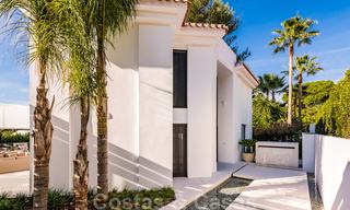 Una villa de lujo contemporáneo muy elegante en venta en el corazón del Valle del Golf, lista para mudarse - Nueva Andalucía, Marbella 21835 