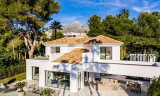 Una villa de lujo contemporáneo muy elegante en venta en el corazón del Valle del Golf, lista para mudarse - Nueva Andalucía, Marbella 21869 