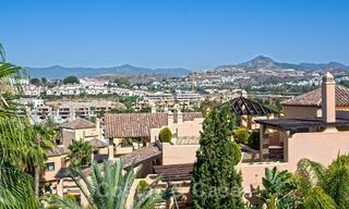 Gran ático de lujo con amplia terraza en venta en la Nueva Milla de Oro, entre Marbella y Estepona 21892 