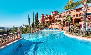 Impresionante ático orientado al sur, con increíbles vistas al mar, en venta en el Valle del Golf de Nueva Andalucía, Marbella 37553 