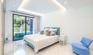 Reventa privada. Apartamento ultra lujoso y vanguardista frente a la playa en venta en un exclusivo complejo en la Nueva Milla de Oro, Estepona - Marbella. Precio reducido! 22050 