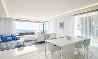 Reventa privada. Apartamento ultra lujoso y vanguardista frente a la playa en venta en un exclusivo complejo en la Nueva Milla de Oro, Estepona - Marbella. Precio reducido! 22055 
