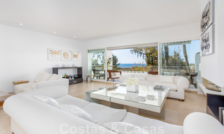 Se vende un magnífico ático de lujo con fantásticas vistas al mar y a poca distancia de la playa, Marbella Este 22236 