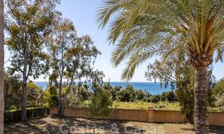 Se vende un magnífico ático de lujo con fantásticas vistas al mar y a poca distancia de la playa, Marbella Este 22263 