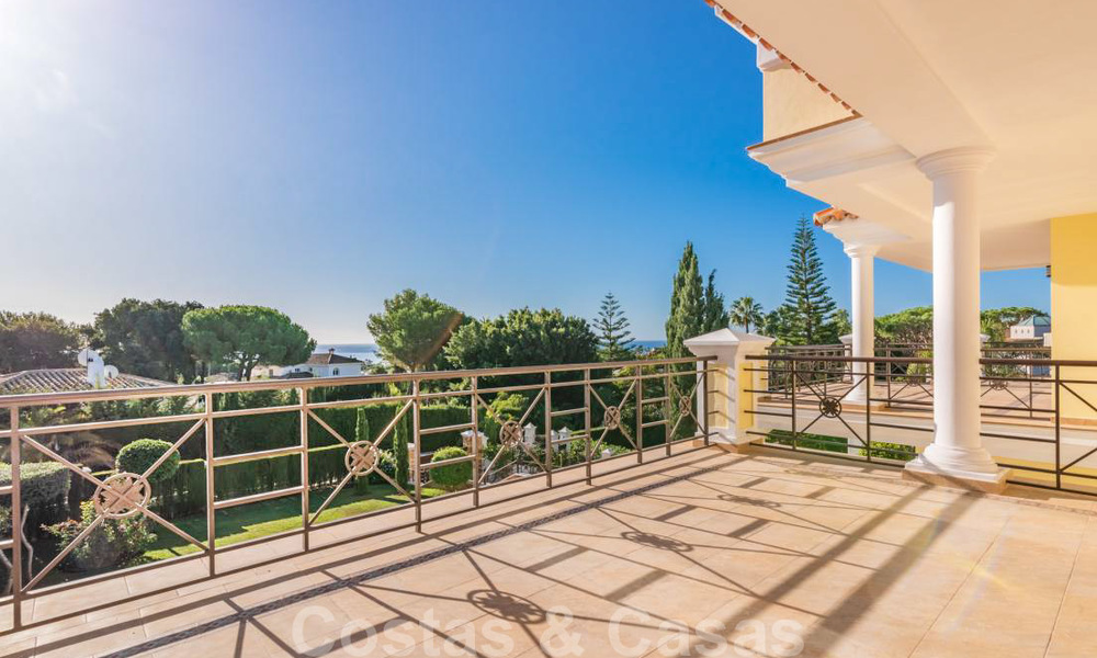 Hermosa villa de lujo moderna-mediterránea en venta, cerca de la playa y las comodidades, Marbella Este 22303
