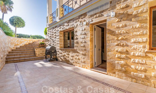 Hermosa villa de lujo moderna-mediterránea en venta, cerca de la playa y las comodidades, Marbella Este 22305 