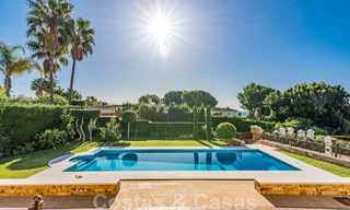 Hermosa villa de lujo moderna-mediterránea en venta, cerca de la playa y las comodidades, Marbella Este 22308 