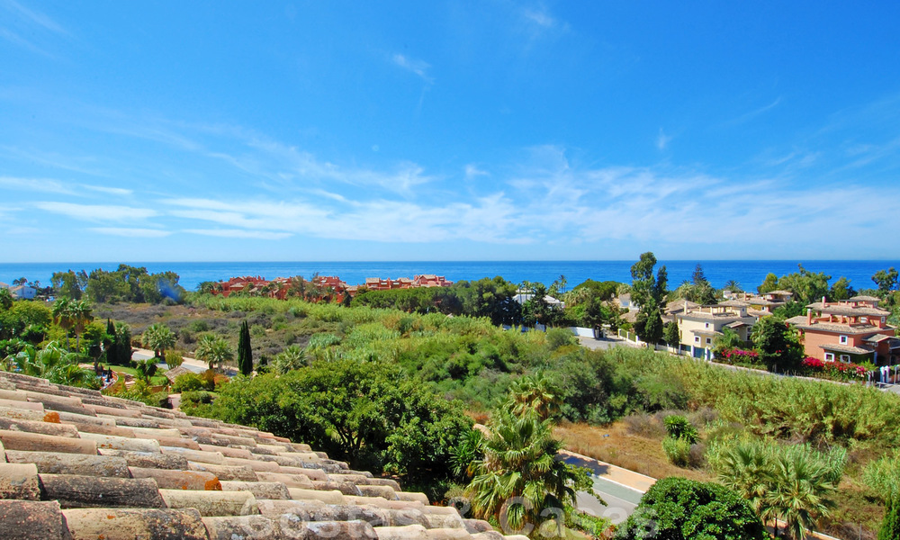 Gran Bahia: Apartamentos de lujo en venta cerca de la playa en un prestigioso complejo, justo al este de la ciudad de Marbella 23022
