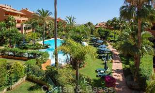 Gran Bahia: Apartamentos de lujo en venta cerca de la playa en un prestigioso complejo, justo al este de la ciudad de Marbella 23031 
