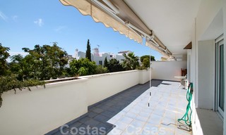 Amplio apartamento de 3 dormitorios en venta en Nueva Andalucía - Marbella, a poca distancia de la playa y Puerto Banús 23131 