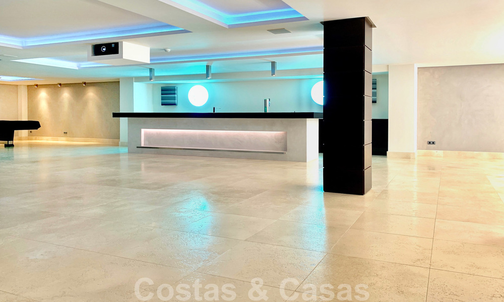 Magnífica villa con vistas panorámicas al mar en venta en un prestigioso complejo de golf 5* en la Nueva Milla de Oro, entre Marbella y Estepona 23308