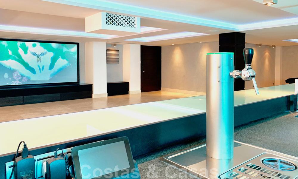 Magnífica villa con vistas panorámicas al mar en venta en un prestigioso complejo de golf 5* en la Nueva Milla de Oro, entre Marbella y Estepona 23314