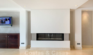 Magnífica villa con vistas panorámicas al mar en venta en un prestigioso complejo de golf 5* en la Nueva Milla de Oro, entre Marbella y Estepona 23338 