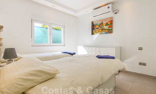 Villa en primera línea de playa en venta en la Nueva Milla de Oro, entre Marbella y Estepona 23466 