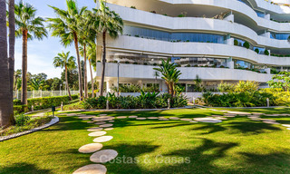 El Embrujo Banús: Exclusivos apartamentos y áticos en la playa en venta, Puerto Banús - Marbella 23517 