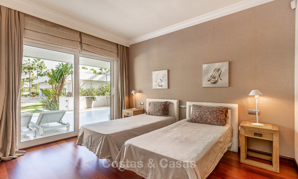 El Embrujo Banús: Exclusivos apartamentos y áticos en la playa en venta, Puerto Banús - Marbella 23539