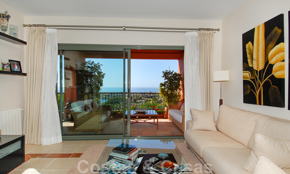 Apartamentos de lujo a la venta en Royal Flamingos con impresionantes vistas al golf y al mar en Marbella - Benahavis 23571