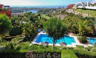 Apartamentos de lujo a la venta en Royal Flamingos con impresionantes vistas al golf y al mar en Marbella - Benahavis 23583 