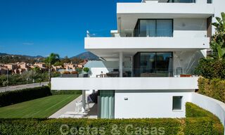Cataleya en Estepona: apartamentos de diseño moderno en venta listos para mudarse, en el campo de golf de Atalaya entre Marbella y Estepona 36834 