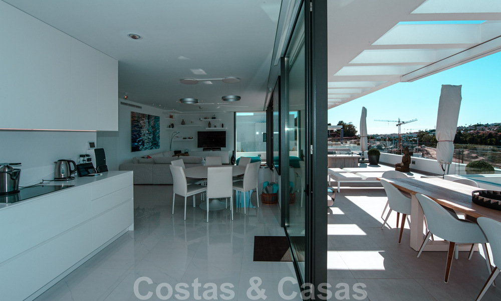 Cataleya en Estepona: apartamentos de diseño moderno en venta listos para mudarse, en el campo de golf de Atalaya entre Marbella y Estepona 36841