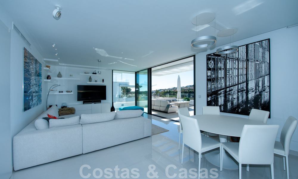 Cataleya en Estepona: apartamentos de diseño moderno en venta listos para mudarse, en el campo de golf de Atalaya entre Marbella y Estepona 36845