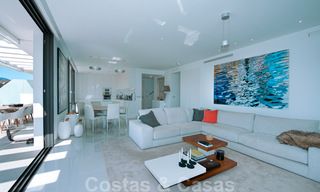 Cataleya en Estepona: apartamentos de diseño moderno en venta listos para mudarse, en el campo de golf de Atalaya entre Marbella y Estepona 36848 