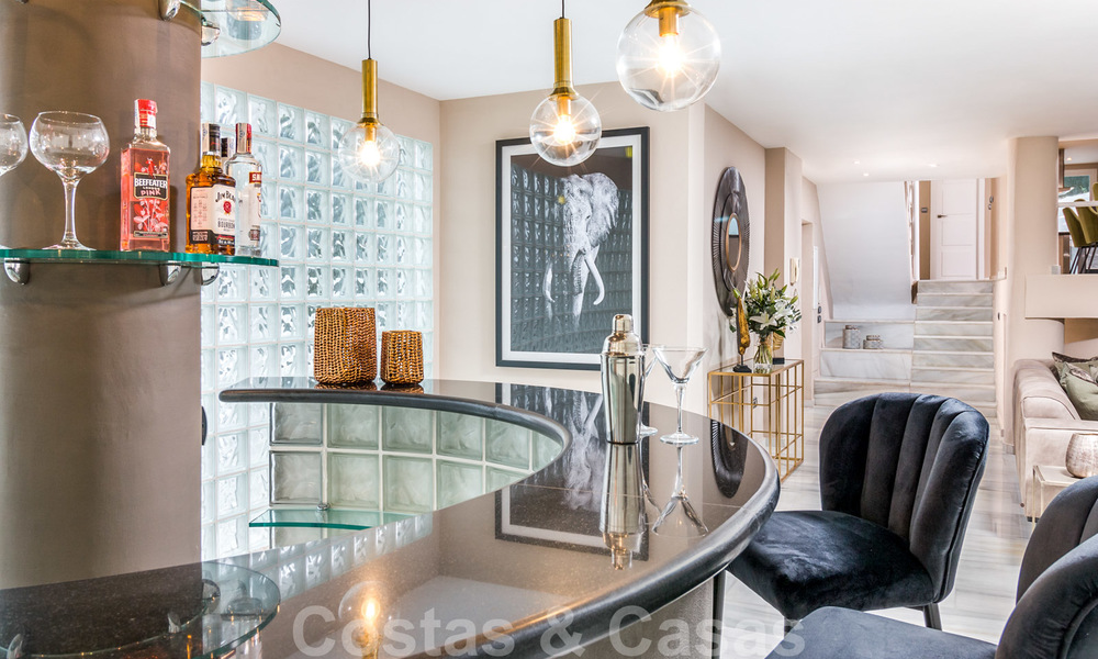 Villa de lujo con estilo Art Deco a la venta en Nueva Andalucía, Marbella 24157