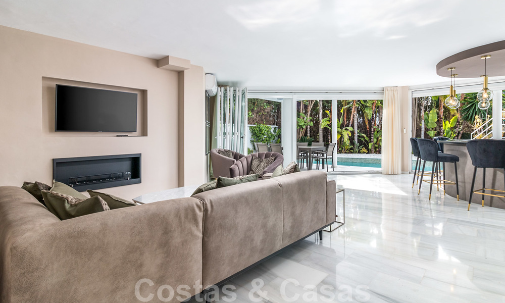 Villa de lujo con estilo Art Deco a la venta en Nueva Andalucía, Marbella 24172