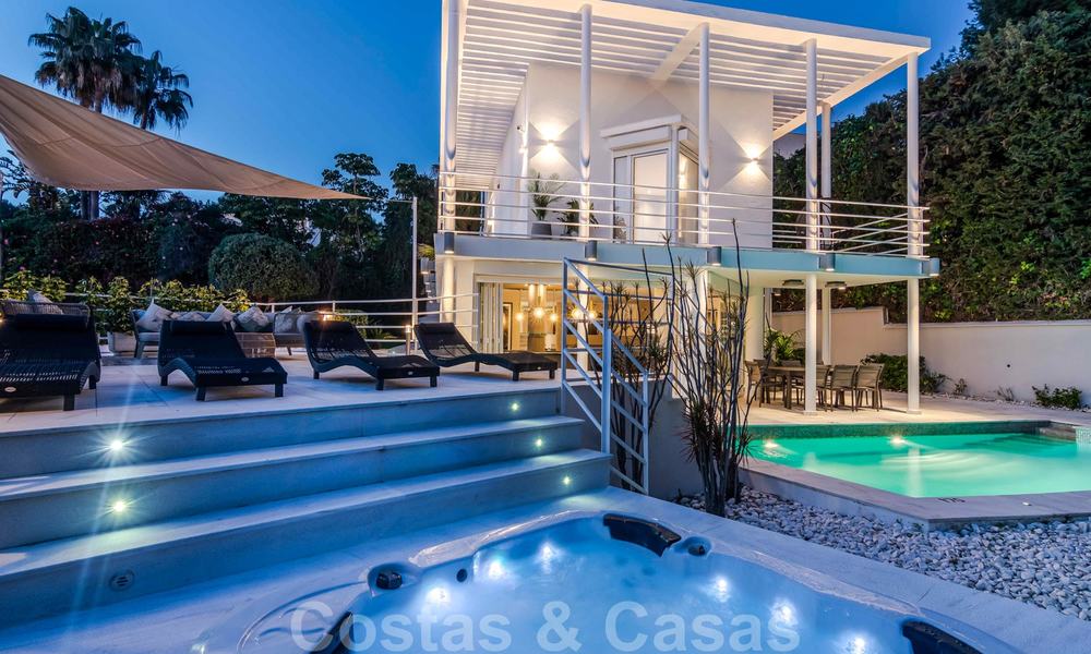 Villa de lujo con estilo Art Deco a la venta en Nueva Andalucía, Marbella 24178