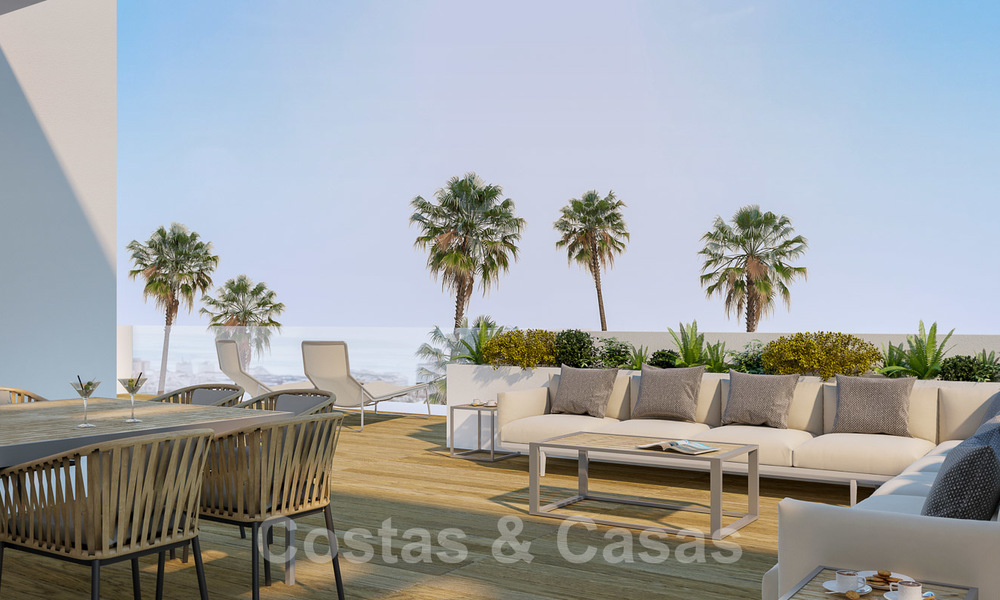 Se venden apartamentos de calidad y diseño contemporáneo con vistas panorámicas al mar en Estepona. Listo para mudarse. 24367