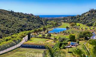 Impresionante ático en un exclusivo complejo cerrado en primera línea de golf con vistas panorámicas - La Quinta, Benahavis - Marbella 24445 