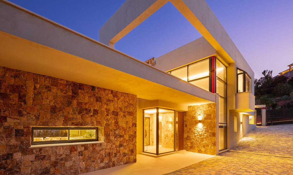 Villas modernas contemporáneas de nueva construcción en venta en Nueva Andalucía, Marbella 24456