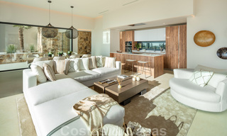 Villas modernas contemporáneas de nueva construcción en venta en Nueva Andalucía, Marbella 24462 