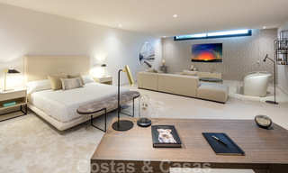 Villas modernas contemporáneas de nueva construcción en venta en Nueva Andalucía, Marbella 24472 