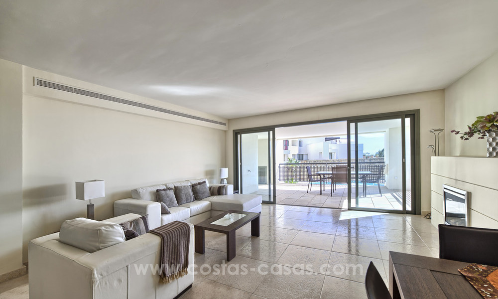 TEE 5 : Modernos apartamentos de lujo en primera línea de golf con impresionantes vistas al golf y al mar en venta en Marbella - Benahavis 24543