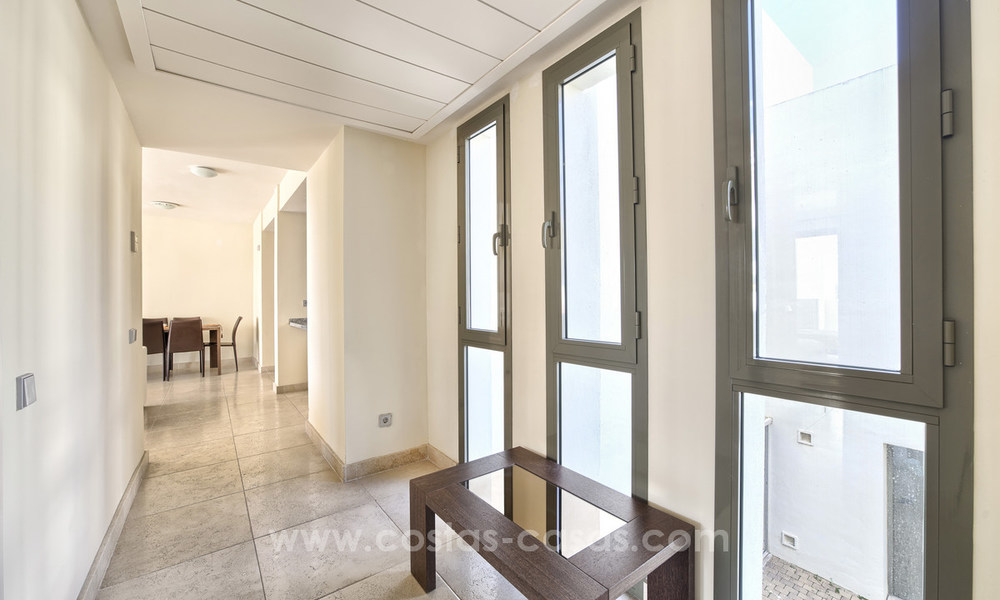 TEE 5 : Modernos apartamentos de lujo en primera línea de golf con impresionantes vistas al golf y al mar en venta en Marbella - Benahavis 24544