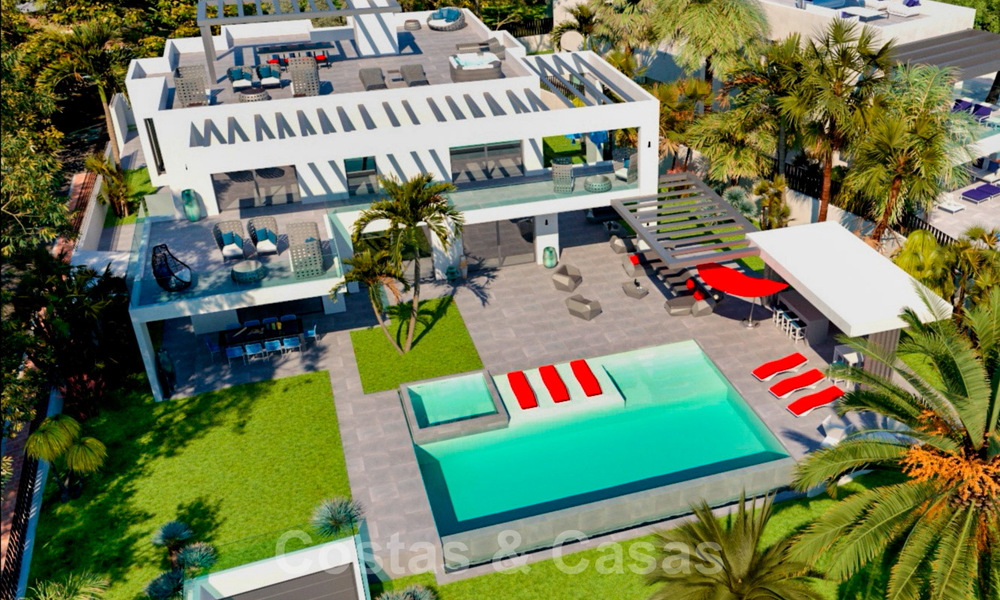 Se vende una exclusiva villa contemporánea con vistas panorámicas al mar en Marbella Este 24595