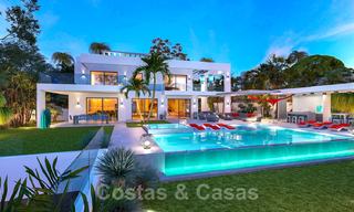 Se vende una exclusiva villa contemporánea con vistas panorámicas al mar en Marbella Este 24607 
