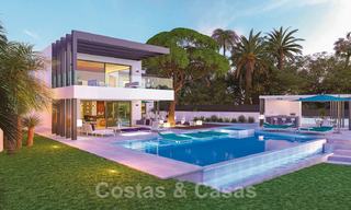 Una villa única y contemporánea a la venta con increíbles vistas al mar en Marbella Este 24746 
