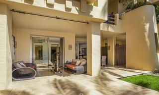 Apartamento de lujo en venta en un prestigioso complejo en la Milla de Oro en Marbella 25205 