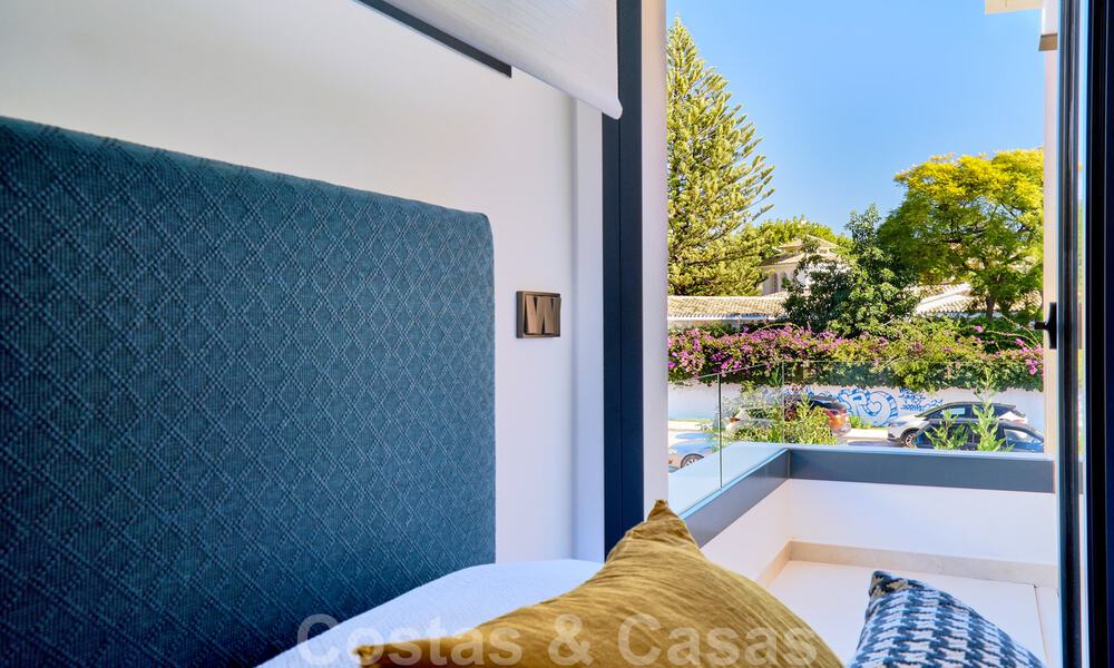 Se venden modernas villas adosadas a 300 metros de la playa - Puerto Banús, Marbella 31657