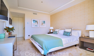 Se venden modernas villas adosadas a 300 metros de la playa - Puerto Banús, Marbella 31673 
