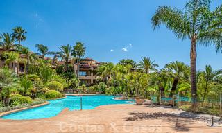 Mansion Club: Apartamentos de lujo a la venta en un prestigioso complejo en la Milla de Oro en Marbella 25266 